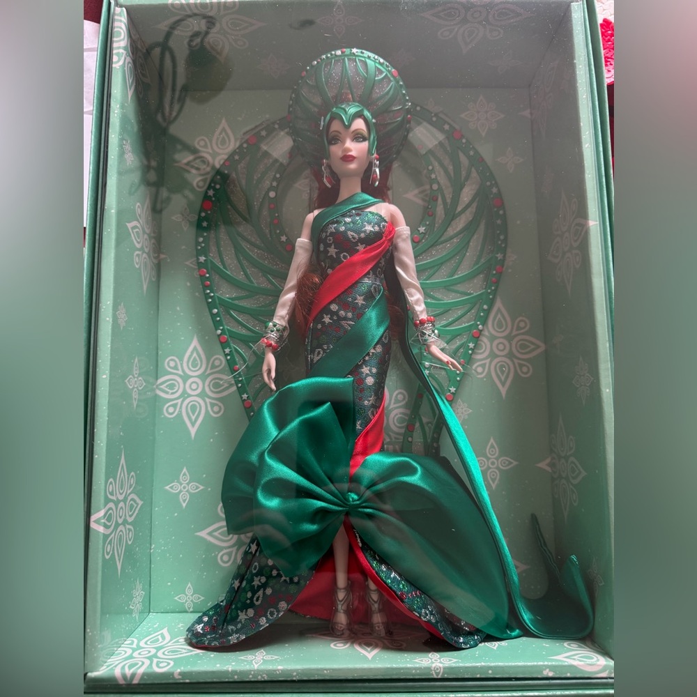 New Bob Mackie Holiday Angel Barbie Doll - Picture 10 of 10